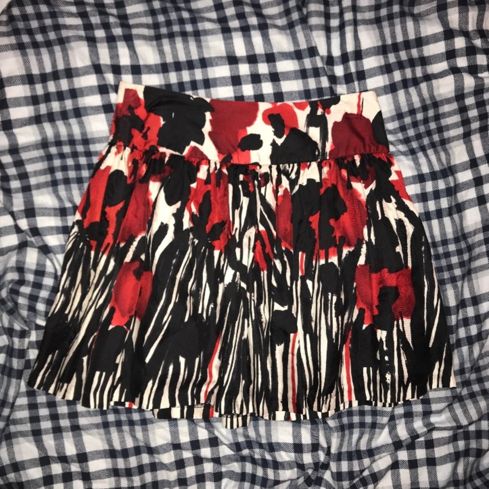 MACYS FLORAL ABSTRACT SKIRT